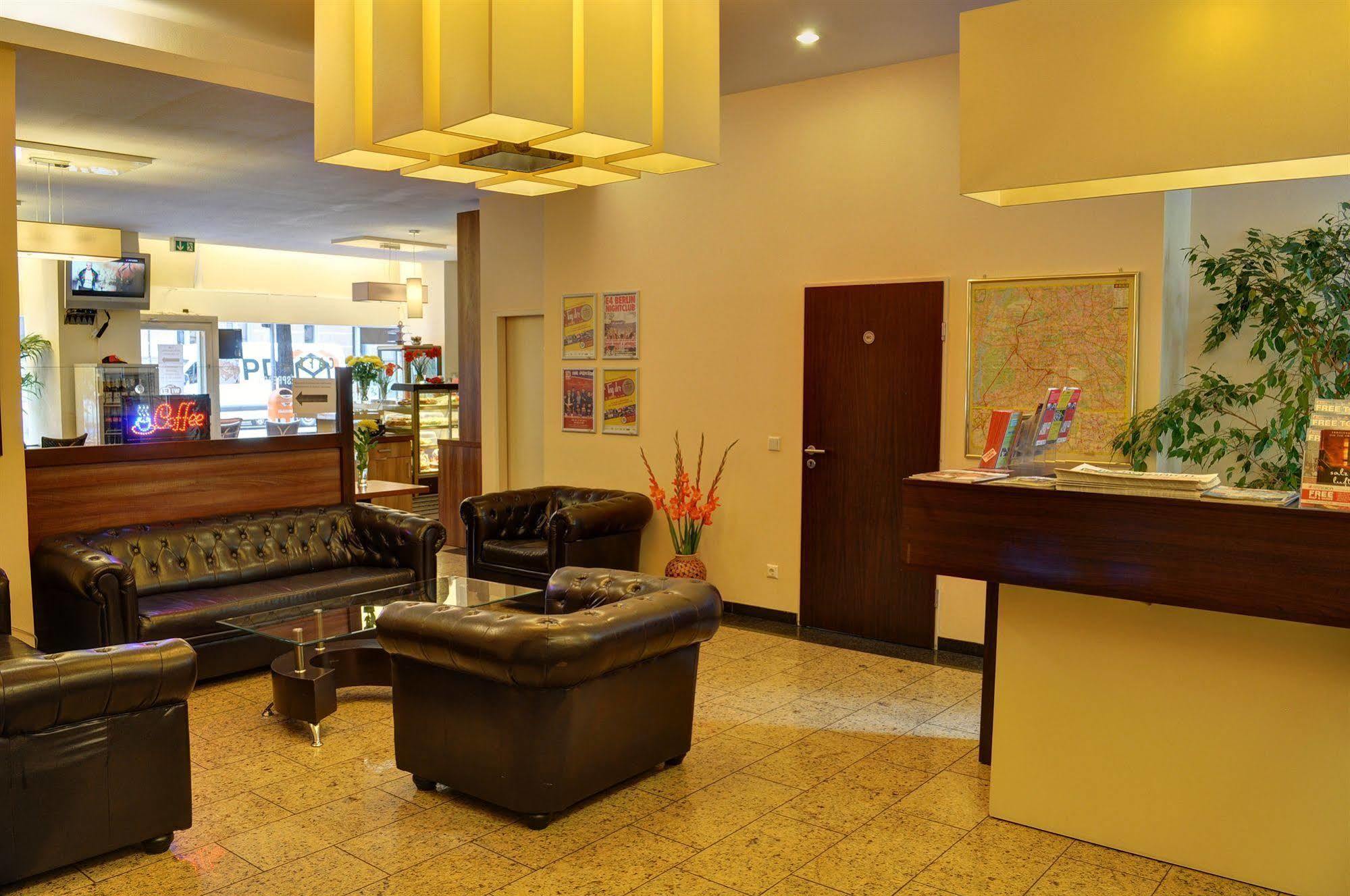 Selina Berlin West Hotel Exterior photo