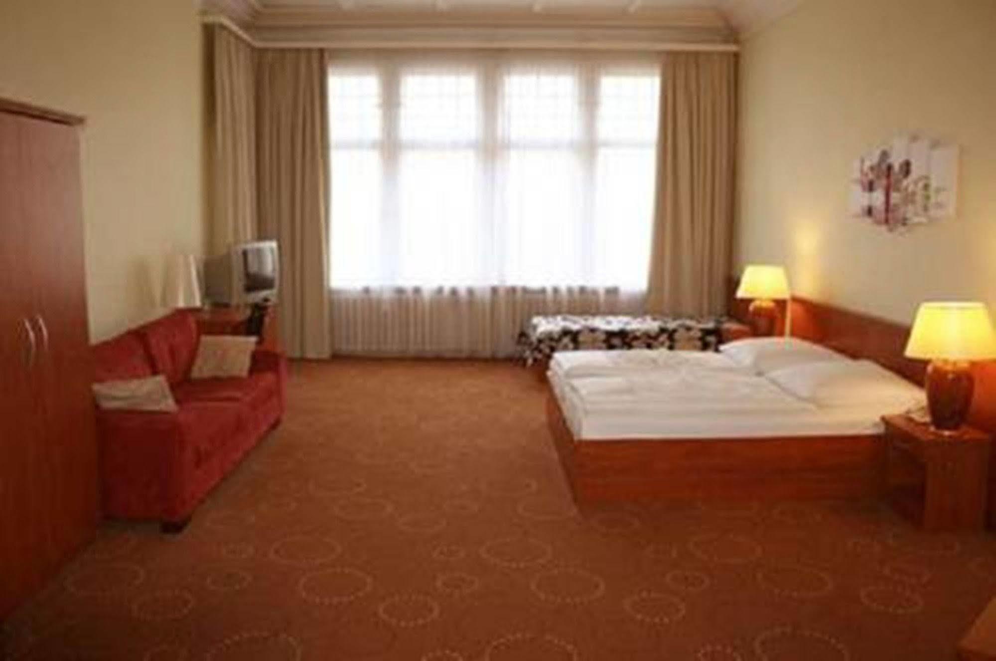 Selina Berlin West Hotel Exterior photo